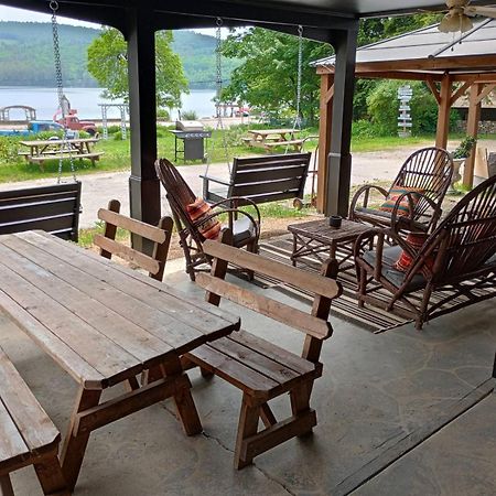 Cottage Place On Squam Lake - Suites Холдернесс Экстерьер фото